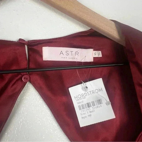 NWT ASTR Gracie Midi Dress - Picture 4 of 10
